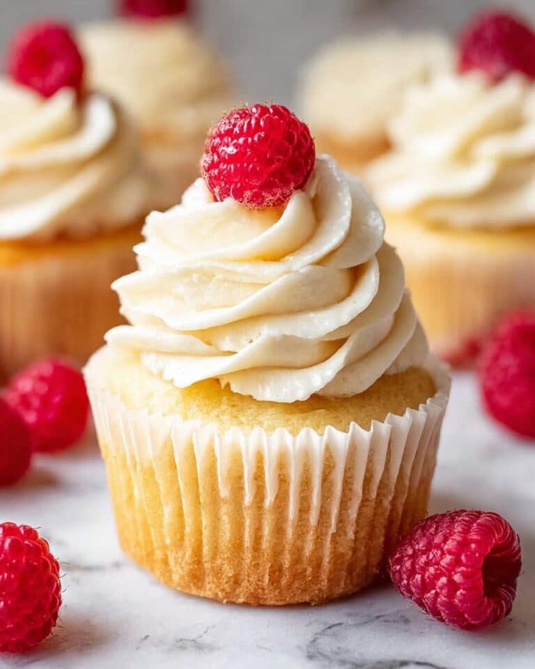 Delicious Vanilla Cupcakes Recipe